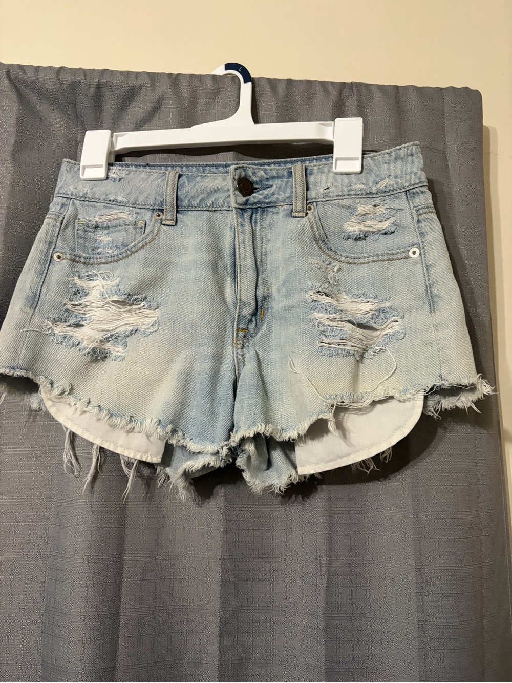 American Eagle Outfitters Light Wash Distressed Denim Shortalls